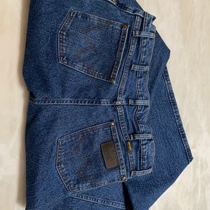 Never Worn Men’s Wrangler Jeans